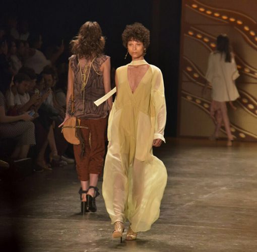 Tecidos Fluido e Leves